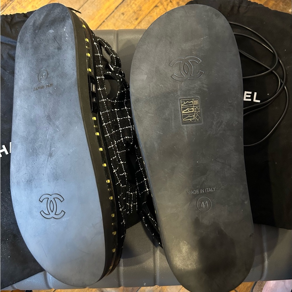 NEW Chanel Tweed Black & White Dad Sandals Size 41 Size 10 - Picture 4 of 9